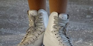 pista di pattinaggio su ghiaccio